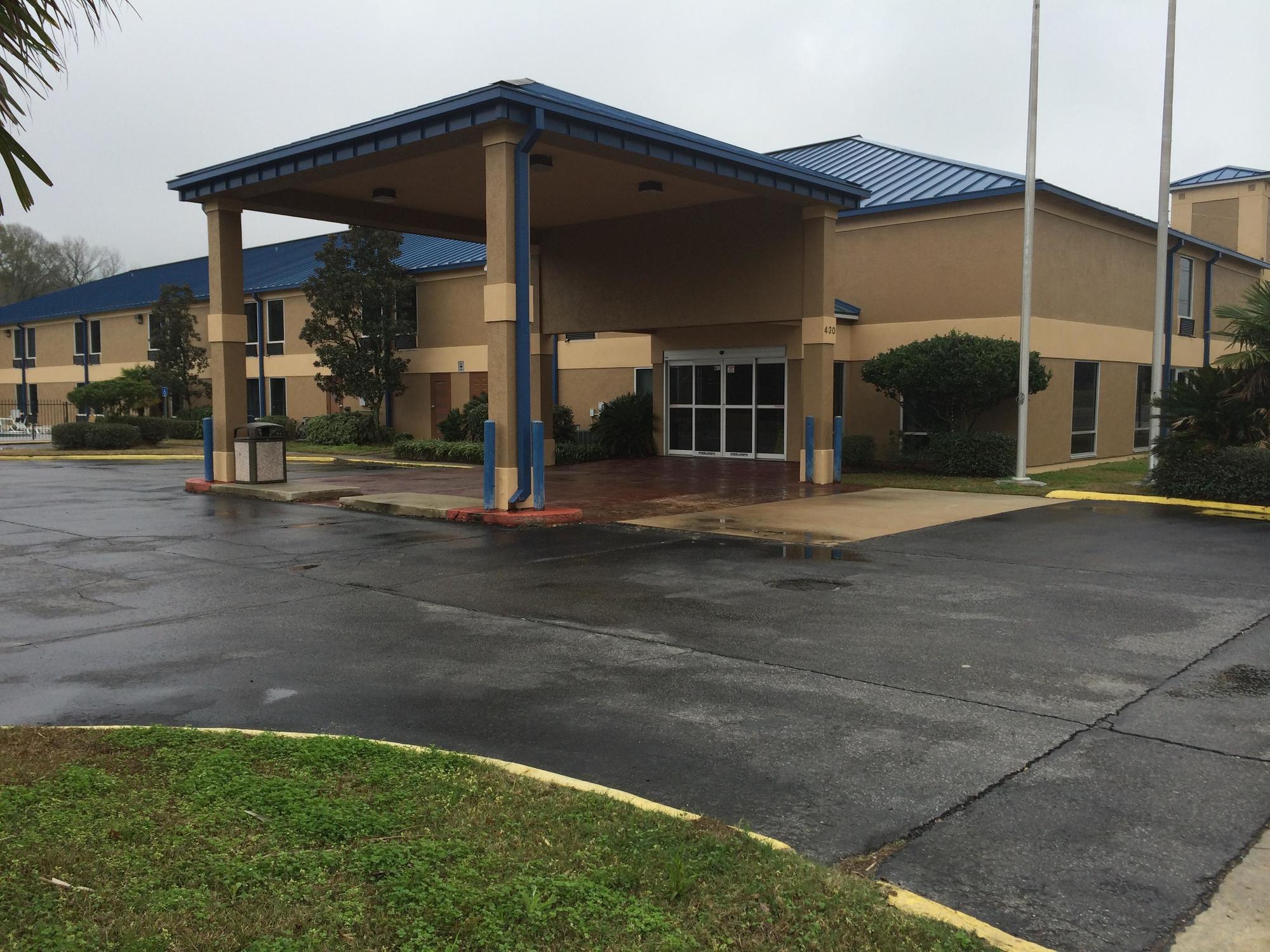 Executive Inn And Suites Baker Esterno foto